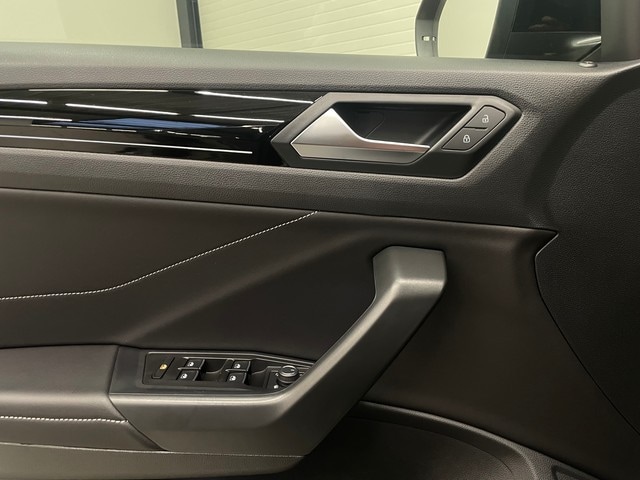 Volkswagen T-Roc 1.5 TSI R-Line