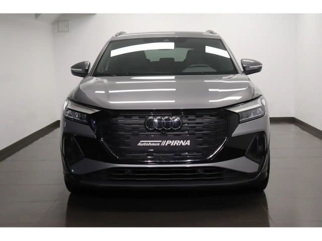 Audi Q4 e-tron LED NAVI