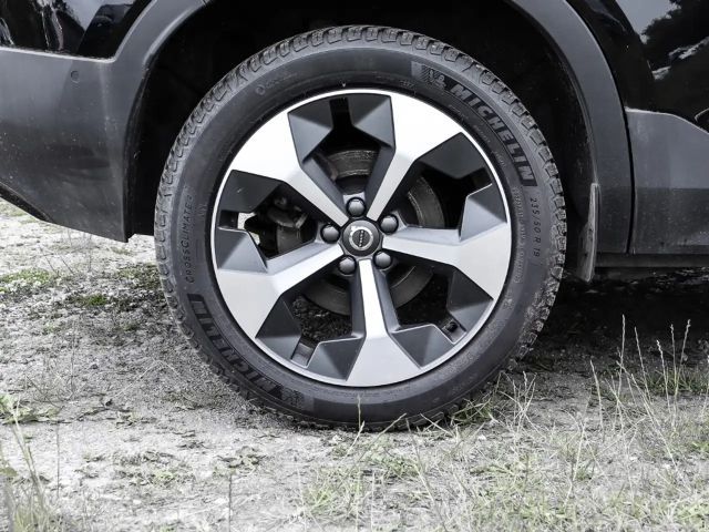 Volvo XC40 Dark Plus