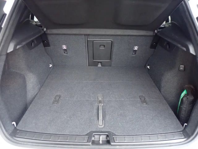 Volvo XC40 Dark Plus