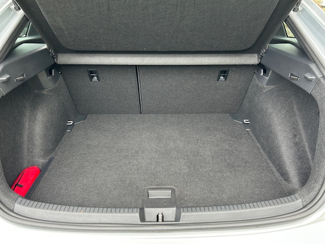 Volkswagen Taigo 1.0 TSI DSG R-Line