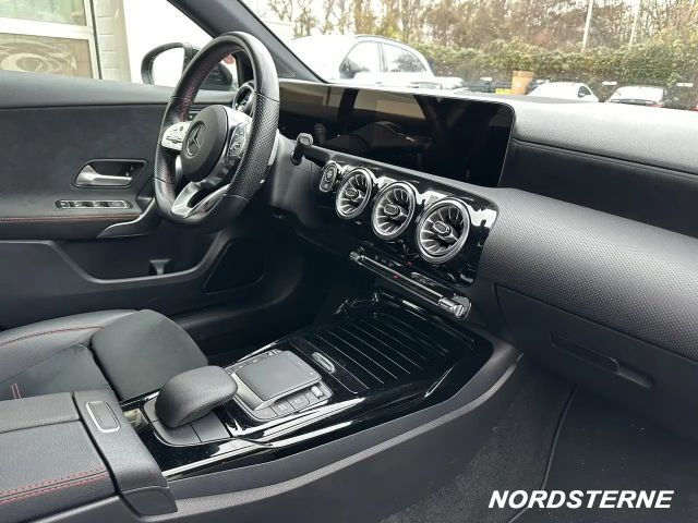 Mercedes-Benz A 35 AMG 4MATIC AMG Line