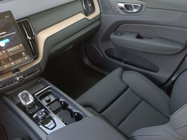 Volvo XC60 AWD Dark Plus T6