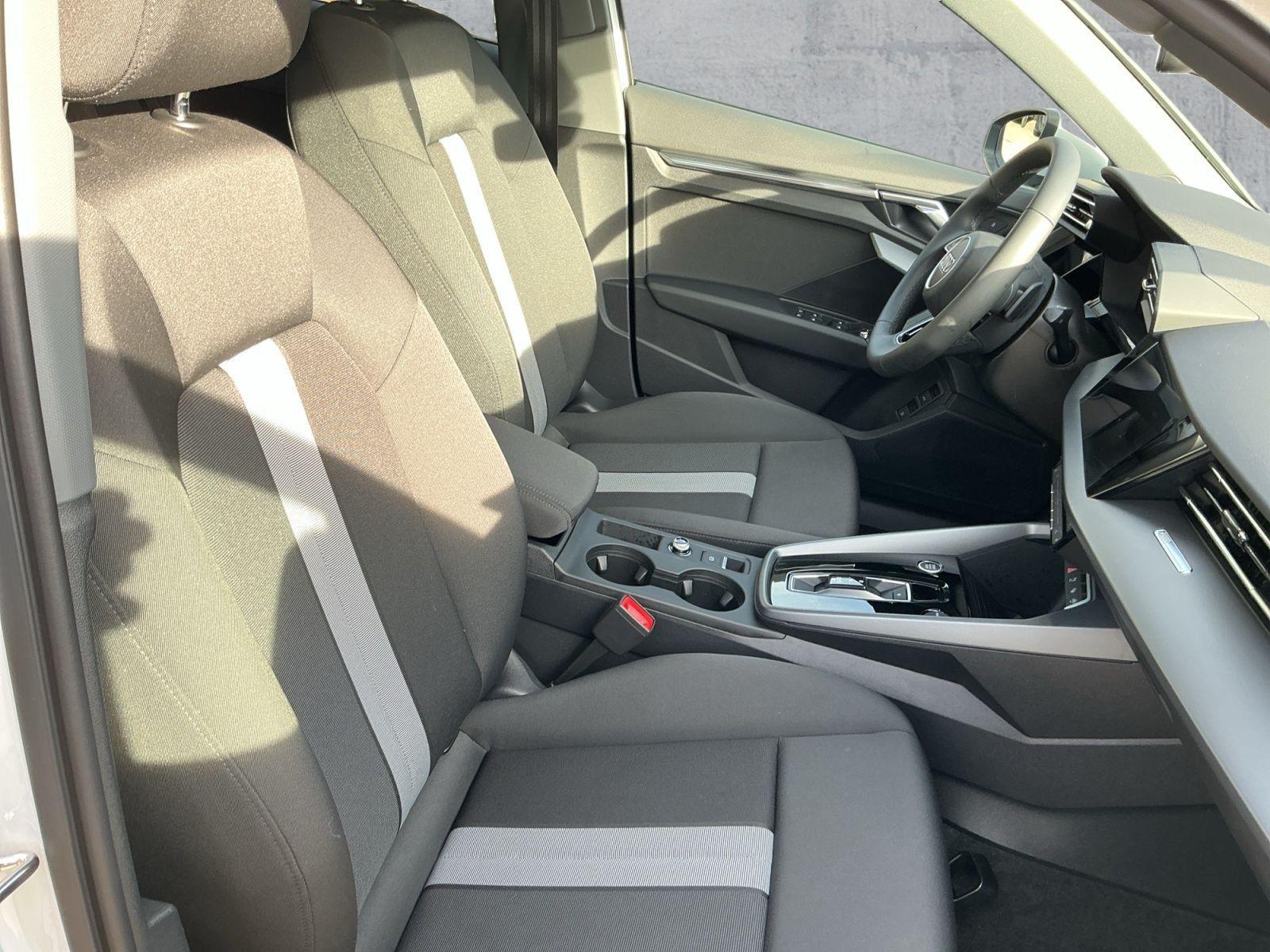 Audi A3 40 TFSI Hybride S-Tronic Sedan