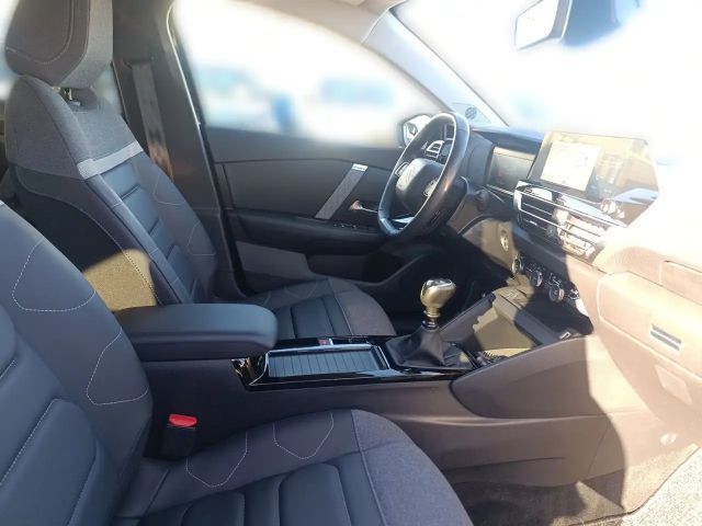 Citroën C4 PureTech Shine