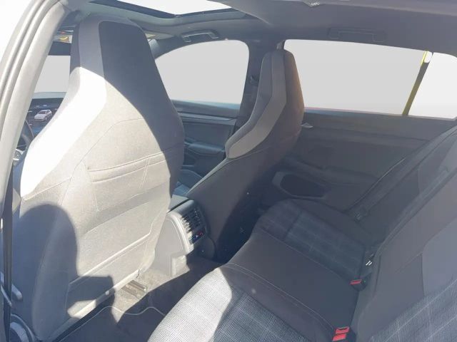 Volkswagen Golf DSG GTD Style