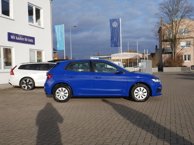 Skoda Fabia 1.0 MPI PDC-hinten LED KLIMAANLAGE LANEASSIST BLUETOOTH