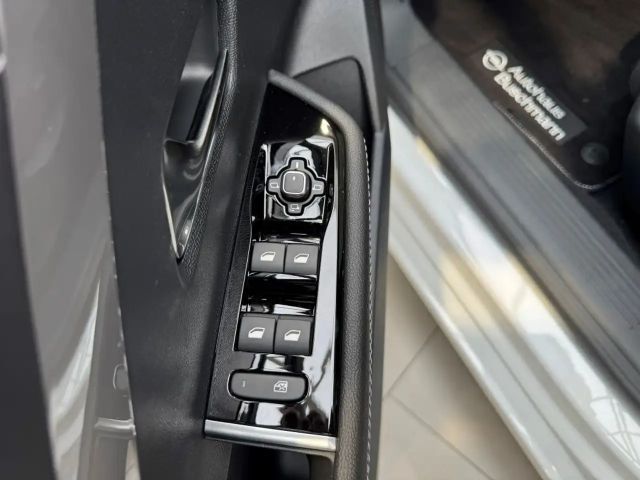 Opel Astra business+