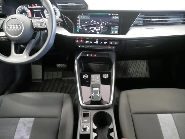 Audi A3 30 TFSI S-Line Sedan Sportback