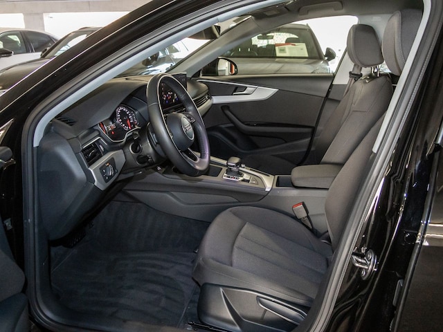 Audi A4 40 TFSI Avant S-Tronic