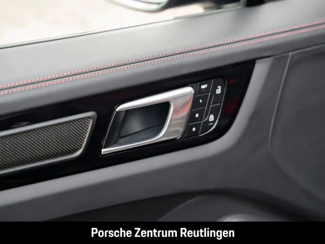 Porsche Cayenne Turbo