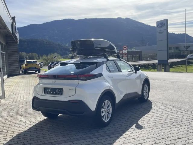 Toyota C-HR Active Hybride