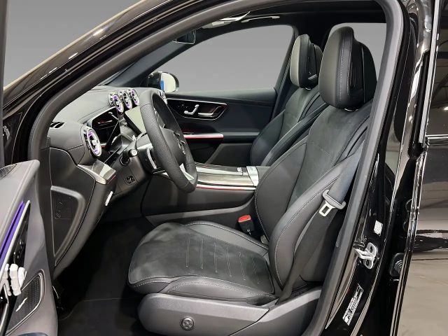 Mercedes-Benz GLC 300 4MATIC AMG Line