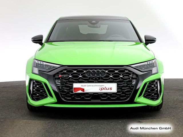 Audi RS3 Quattro S-Tronic Sedan