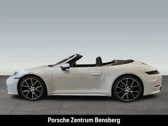 Porsche 992 Cabrio Carrera
