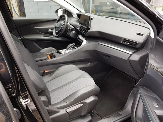 Peugeot 3008 Allure Pack EAT8 Hybrid