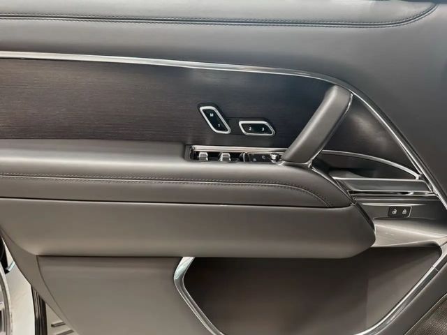 Land Rover Range Rover Autobiography P530