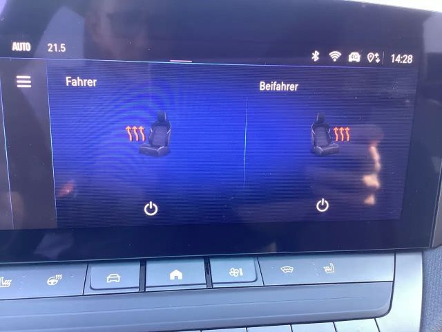 Opel Astra Elegance Hybrid Innovation