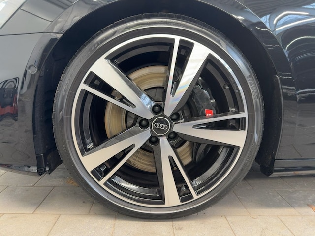 Audi S6 Avant Quattro