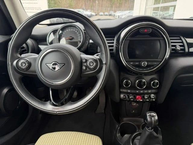 MINI One 5T LMR SportSitz SHZ PDC LED Tempomat DAB