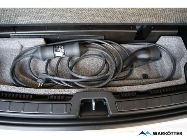 Volvo XC60 AWD Core Recharge T6