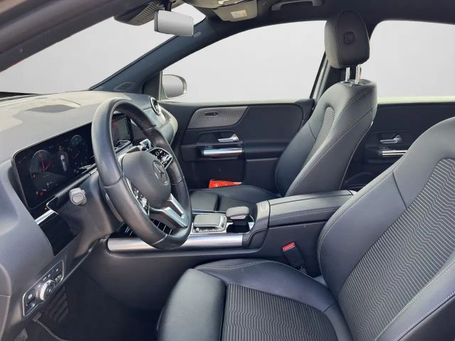 Mercedes-Benz B 180 Progressive