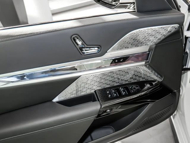 BMW i7 M-Sport Sedan