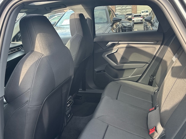 Audi A3 30 TFSI S-Tronic Sportback