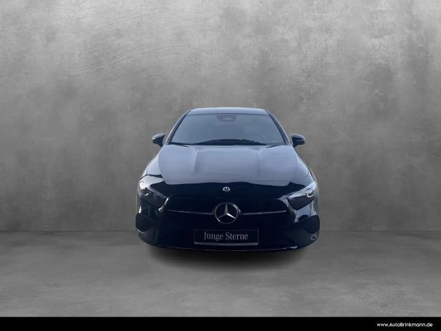 Mercedes-Benz A 180 Progressive