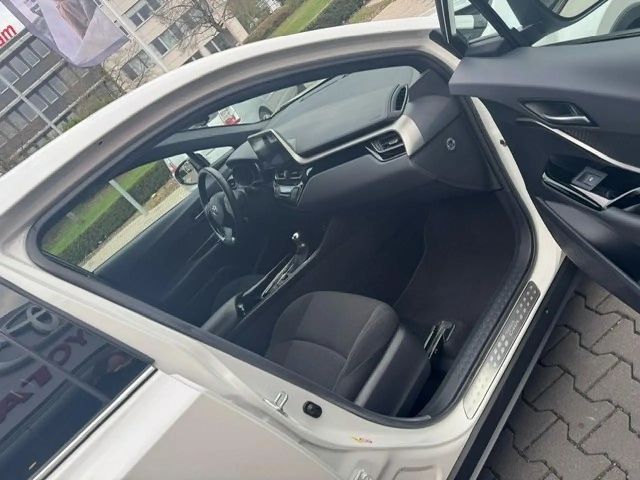 Toyota C-HR Club Hybride