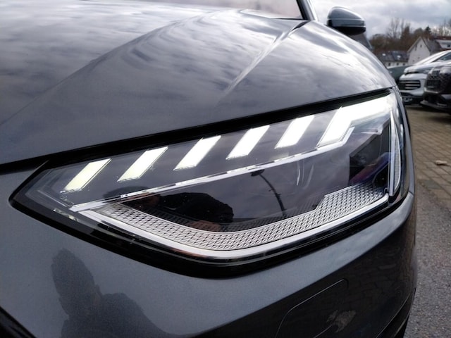 Audi A4 50 TDI Quattro S-Line Sedan