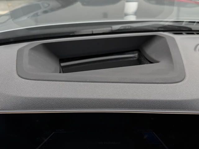 BMW 320 320d M-Sport Touring