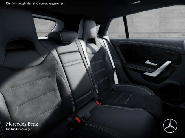 Mercedes-Benz CLA 180 AMG Line