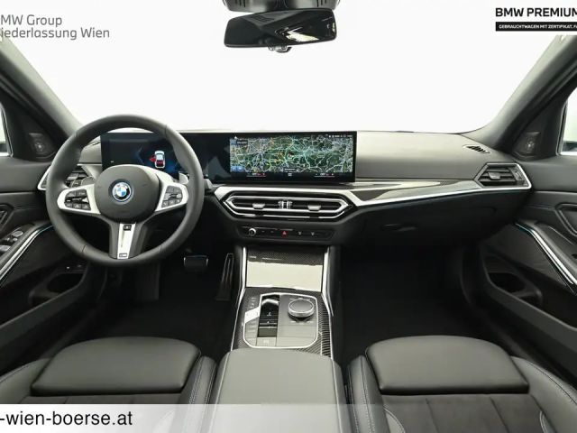BMW 330 330e Sedan xDrive