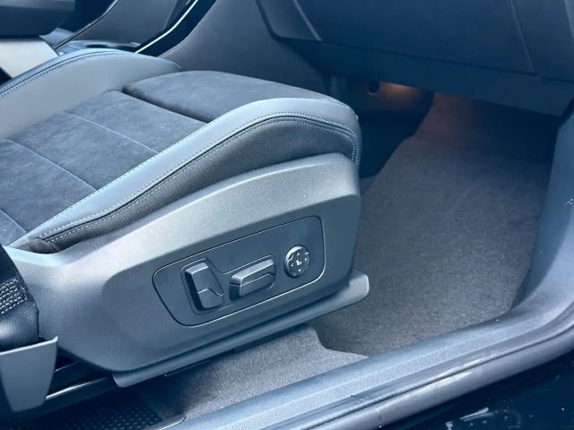 BMW 220 220d Active Tourer Sedan