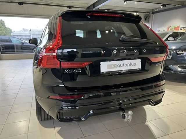 Volvo XC60 AWD Dark Plus