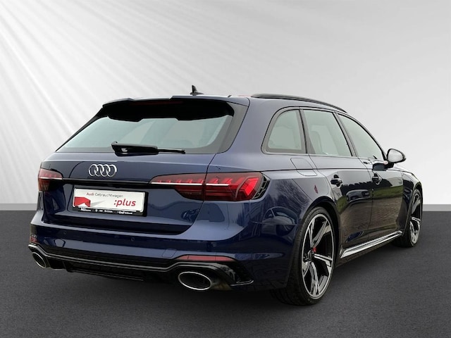 Audi RS4 Avant Quattro