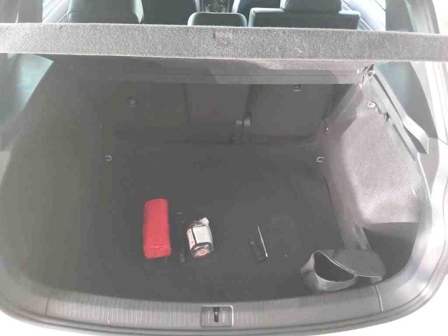 Volkswagen Tiguan *Sonderleasing! Akrapovic Matrix DCC ACC Sitzh