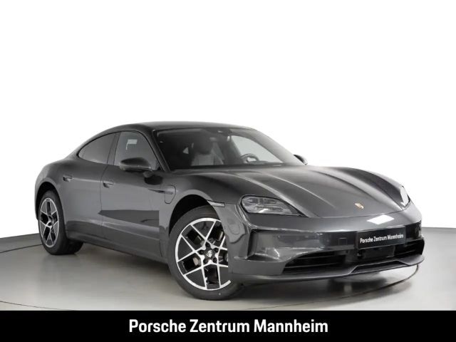 Porsche Taycan 4