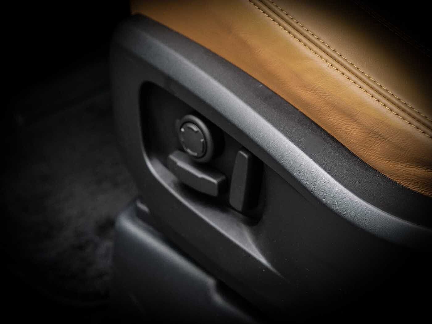 Land Rover Defender 90 SE