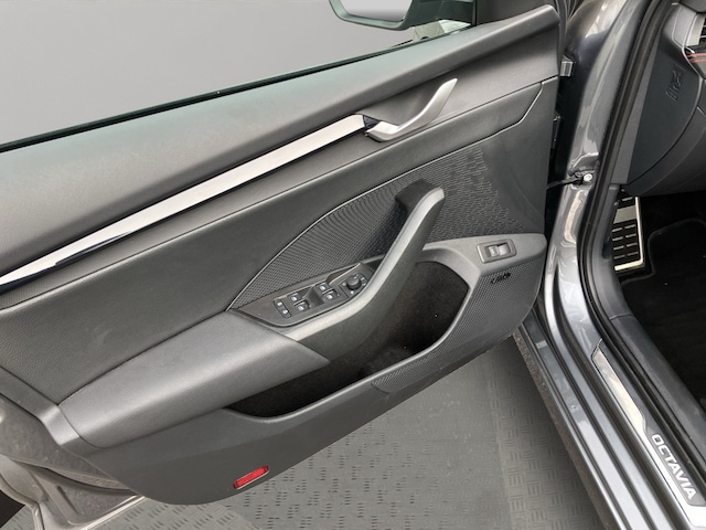 Skoda Octavia 2.0 TSI Combi RS