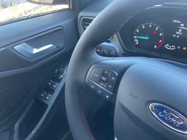 Ford Focus EcoBoost ST Line Wagon