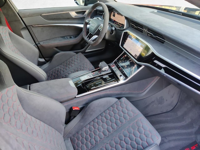 Audi A6 e-tron Avant Performance Quattro