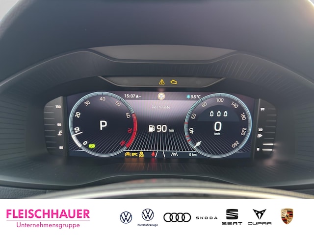 Skoda Karoq Balance 1,5 TSI 150 PS DSG AHK Navi El. Heckklappe