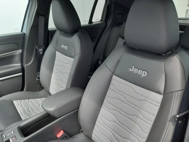 Jeep Avenger Overland