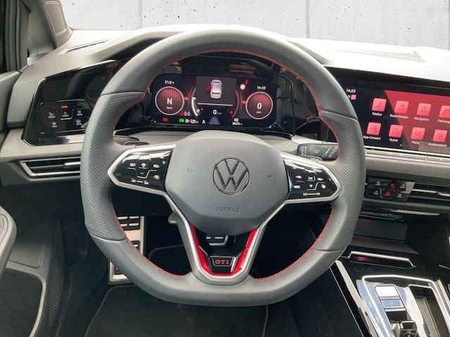 Volkswagen Golf 2.0 TSI Golf VIII