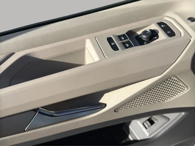 Volkswagen Multivan Life T7