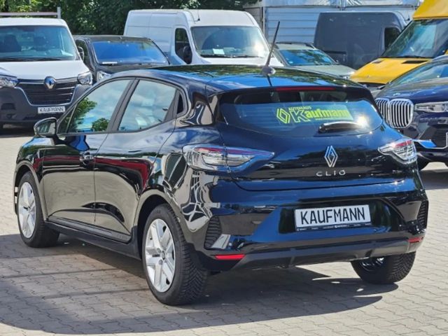 Renault Clio E-Tech Evolution Hybrid