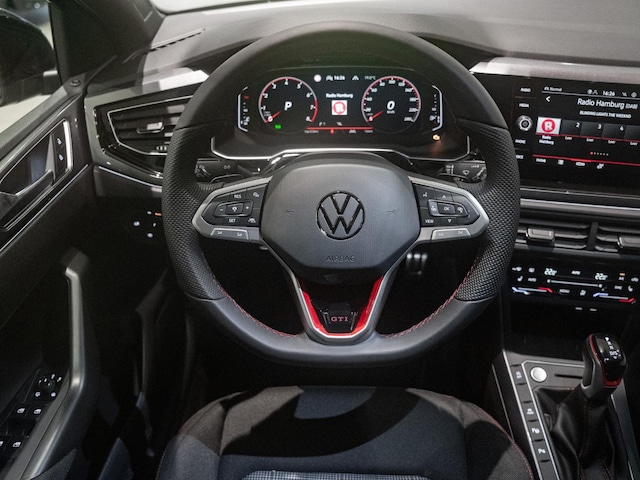 Volkswagen Polo DSG R-Line