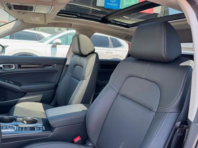 Honda Civic Advance e:HEV